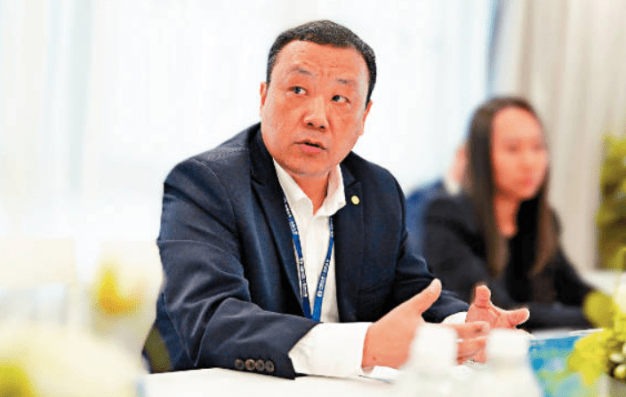 中国太平·木棉人家负责人王洪波表示,“木棉人家”相比香港养老服务收费更具竞争力。 中国太平·木棉人家负责人王洪波表示,“木棉人家”相比香港养老服务收费更具竞争力。