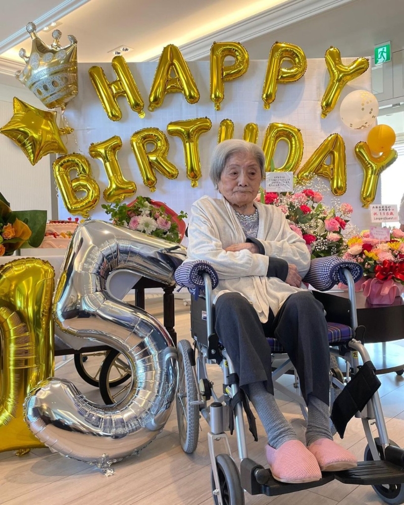 今年5月，糸冈婆婆现居的安老院为她举办生日会。 （图片来源：IG「千种会グループ【公式】」）
