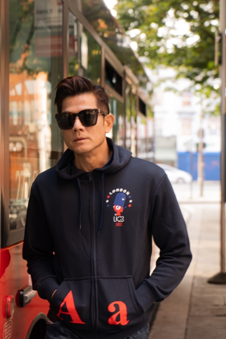 香港明星中郭富城也是属蛇。 香港明星中郭富城也是属蛇。