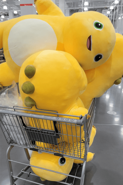 奶龙公仔质感如一般毛公仔软绵绵,定价Ұ269 奶龙公仔质感如一般毛公仔软绵绵,定价Ұ269