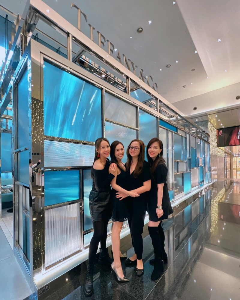 �����������Լ03��ĸ۽�ۻᣬ�������������������