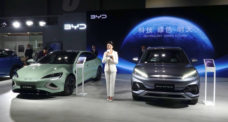 比亚迪新车交投量持续上升,双代理制度有助争取更好表现。 比亚迪新车交投量持续上升,双代理制度有助争取更好表现。