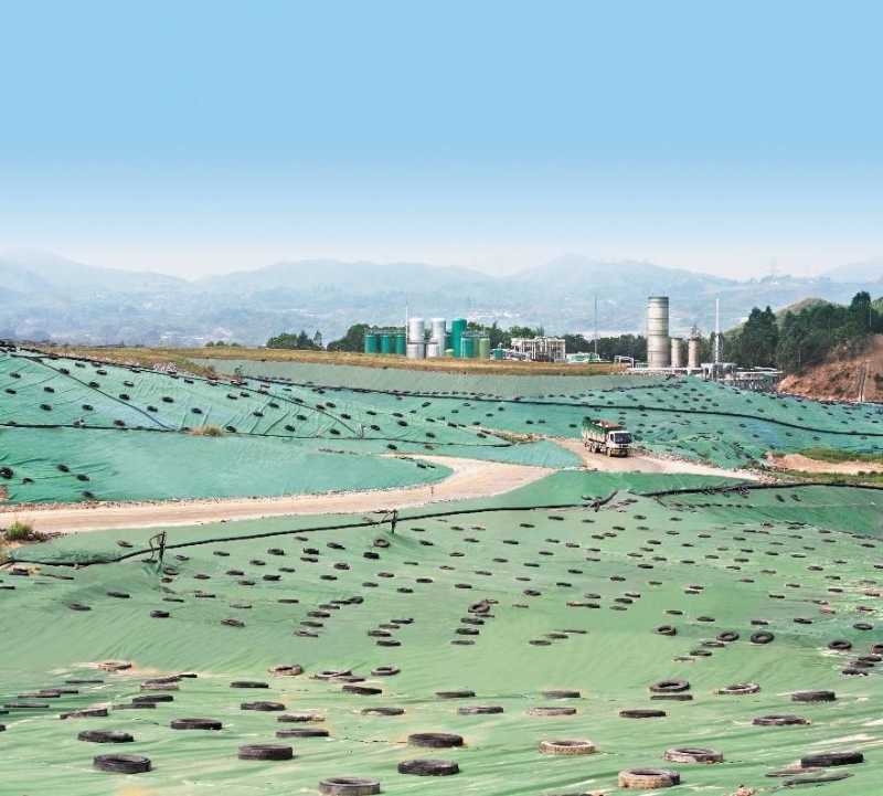 应用新界东北堆填区的沼气作生产燃料 每年可减少 13.5万 吨二氧化碳排放量 。 应用新界东北堆填区的沼气作生产燃料 每年可减少 13.5万 吨二氧化碳排放量 。