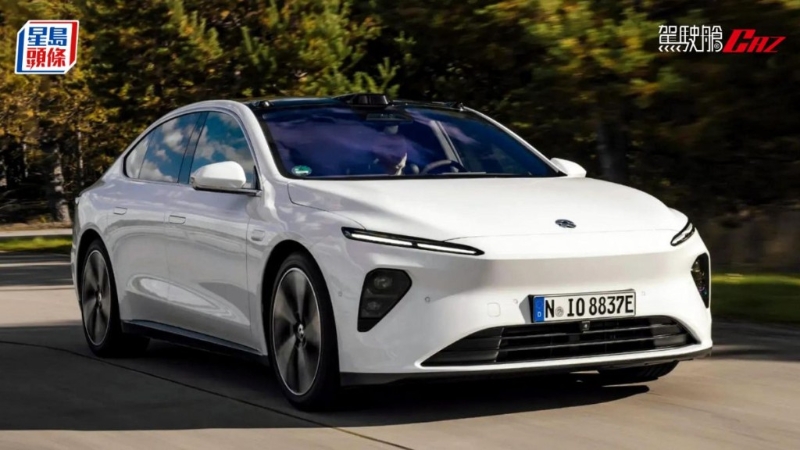 蔚来CEO亲自驾驶特制ET7,续航力破1,000km,全新150kWh固态锂电池价值30万“人仔”? 蔚来CEO亲自驾驶特制ET7,续航力破1,000km,全新150kWh固态锂电池价值30万“人仔”?