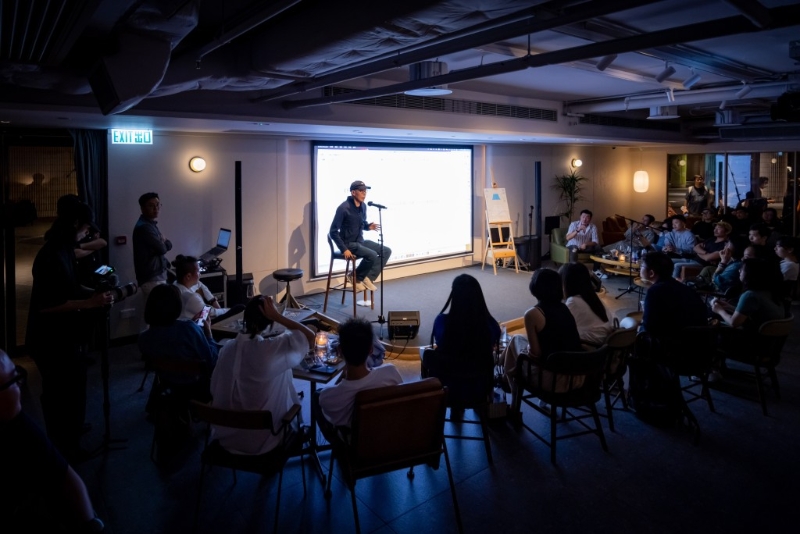 潘Sir分享了自己在写作时的冲动和满足。 潘Sir分享了自己在写作时的冲动和满足。