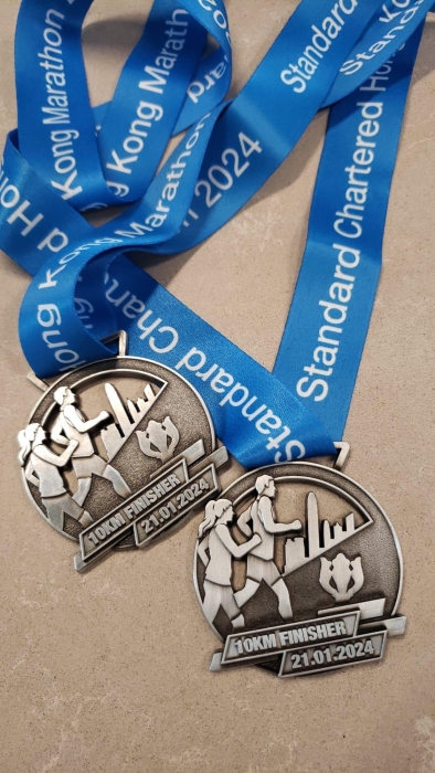 林定国与太太完成渣打十公里跑。 林定国与太太完成渣打十公里跑。