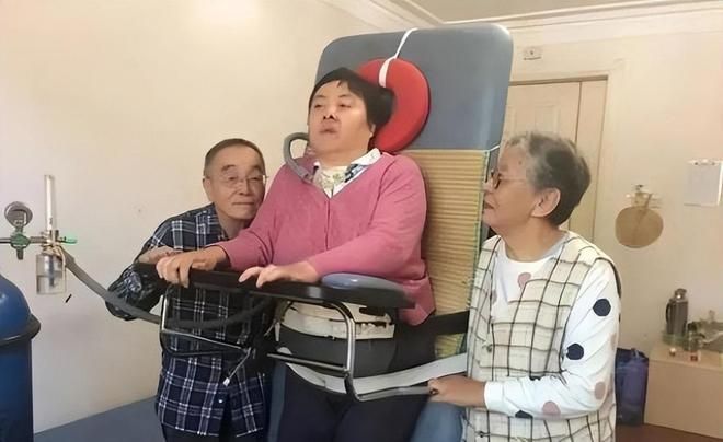 朱令去世｜人民大学教授推断“孙维是投毒人”，理由是…… | 星岛环球网