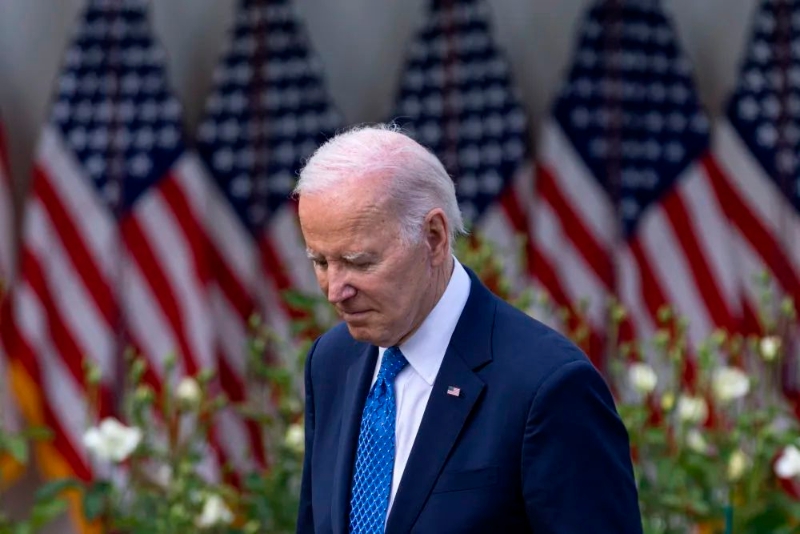 2023年4月24日,美国总统拜登在首都华盛顿白宫出席活动。新华社 2023年4月24日,美国总统拜登在首都华盛顿白宫出席活动。新华社