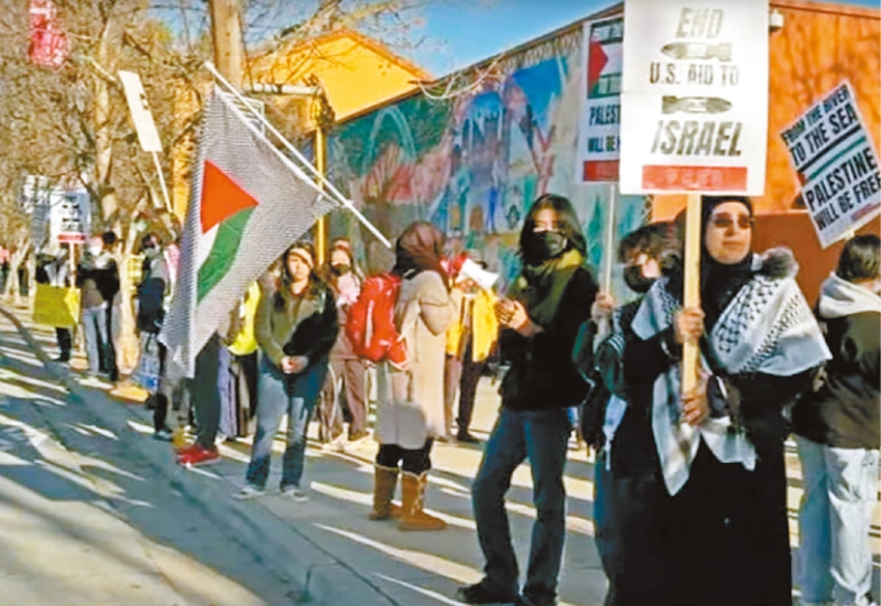 贺锦丽出席活动的场外，不少呼吁加沙停火人士抗议。NBC Bay Area