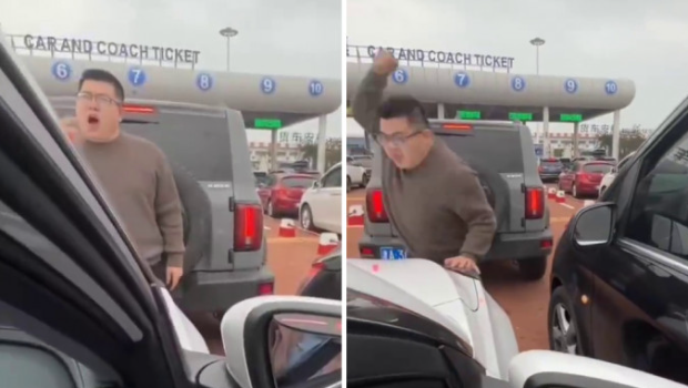 奔驰男嚣张打尖还打凹别人车头盖,相关影片在网上广传,引发热议。 奔驰男嚣张打尖还打凹别人车头盖,相关影片在网上广传,引发热议。