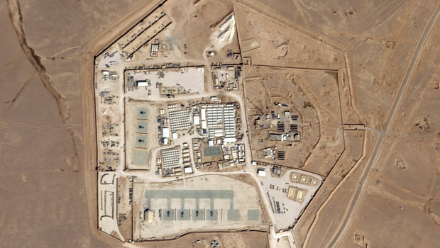 卫星影像显示名为“22 号塔”（Tower 22）的遇袭军事基地