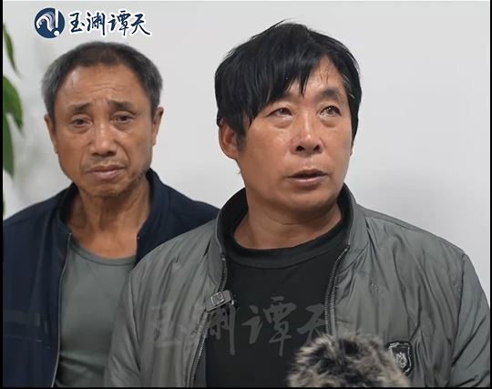 两名大陆渔民回到福建，指他们的船是被台湾海巡船撞翻。