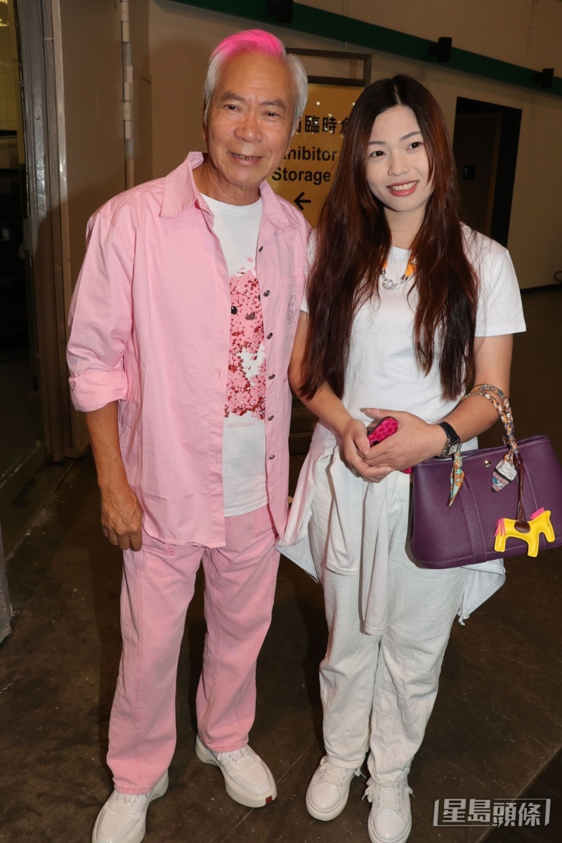 李龙基未婚妻曾被网民质疑用A货Hermès手袋。 李龙基未婚妻曾被网民质疑用A货Hermès手袋。