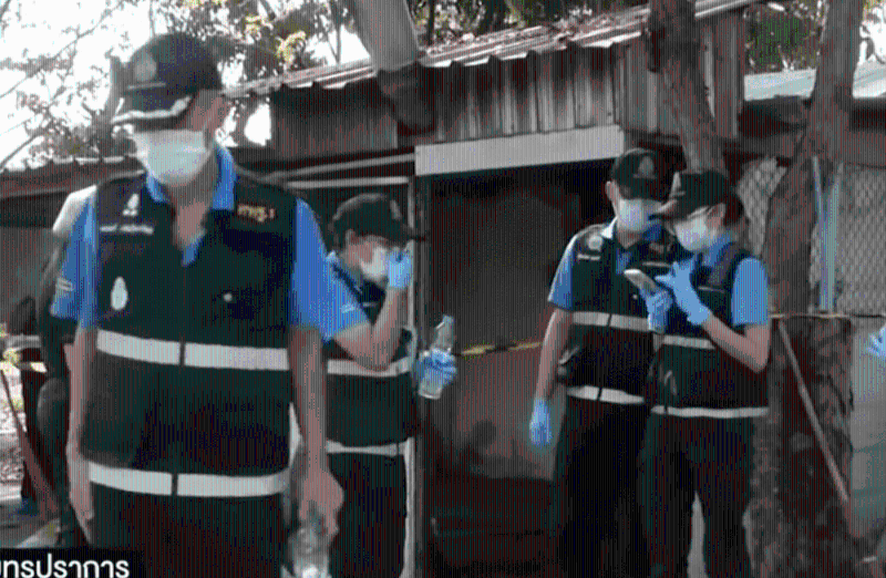 泰国警方在凶案现场调查。 泰国电视新闻截图
