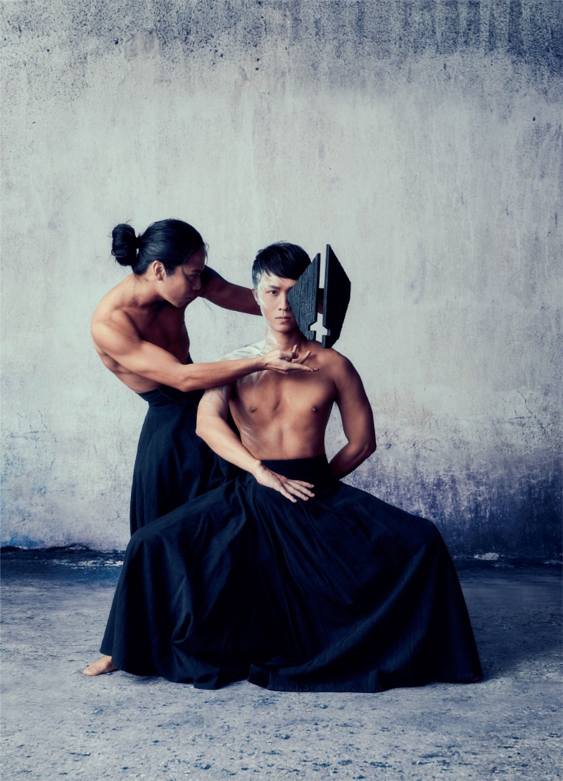 《兰陵.入阵》以真实存在于历史里的兰陵王传说改编而成。 《兰陵.入阵》以真实存在于历史里的兰陵王传说改编而成。