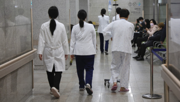 韩国政府设热线支援抗罢工医生