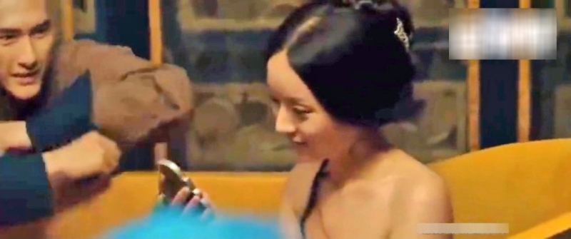 赵丽颖11年前露骨床戏流出2