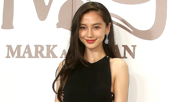 Angelababy看疯马秀遭“软封杀” Angelababy看疯马秀遭“软封杀”