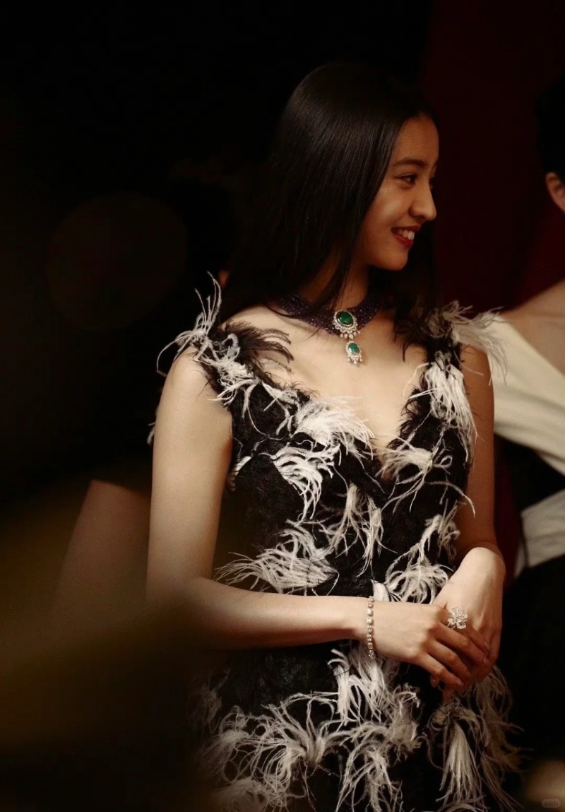 木村光希日前现身上海。