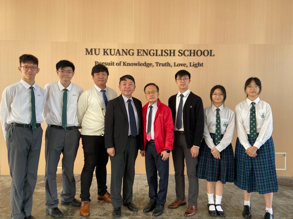 校长张永丰 校长张永丰