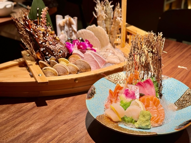 餐厅有自家船隻，由“得记海产”引入本地优质海鲜。