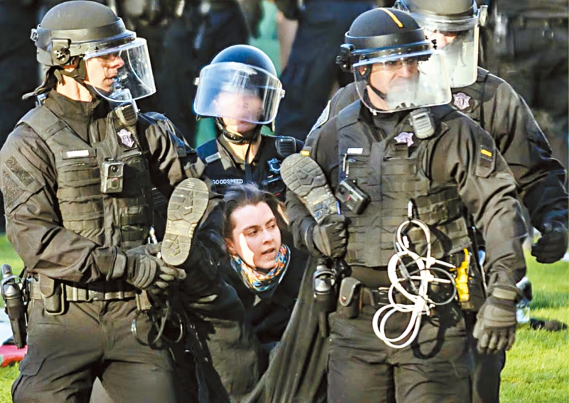 东北大学亲巴基斯坦抗议者 东北大学亲巴基斯坦抗议者