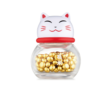 放金豆的可爱猫瓶。 放金豆的可爱猫瓶。