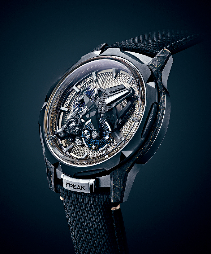 Terra Nova 40.5 Turning Bezel Power Reserve Terra Nova 40.5 Turning Bezel Power Reserve