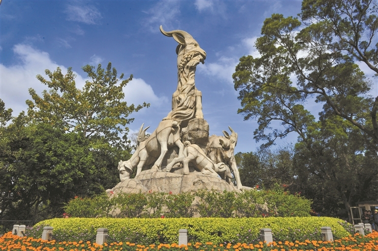 越秀公园内的五羊雕像 越秀公园内的五羊雕像