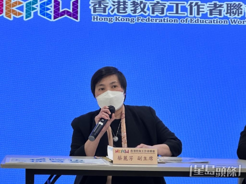 蔡丽芳建议当局重新调配资源,集中于1至2所大学开办幼儿教育学士课程。 蔡丽芳建议当局重新调配资源,集中于1至2所大学开办幼儿教育学士课程。