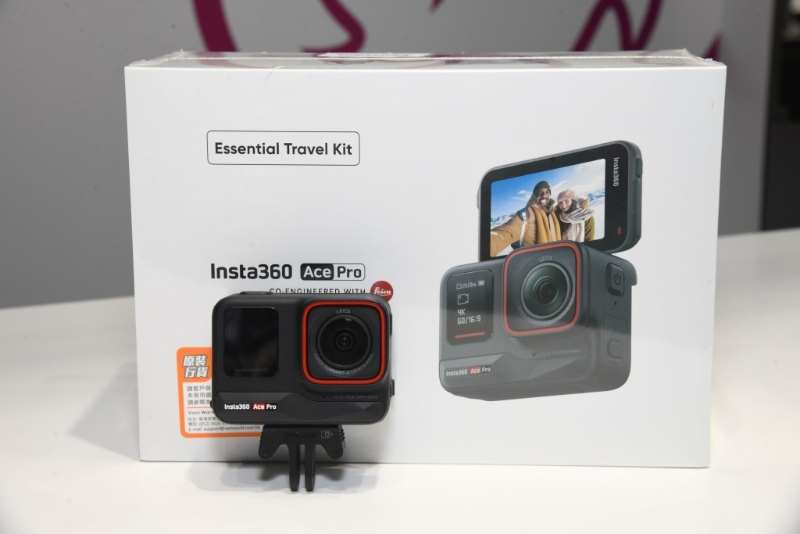 Insta360 Ace Pro运动相机基本旅行套装S3,765 Insta360 Ace Pro运动相机基本旅行套装S3,765