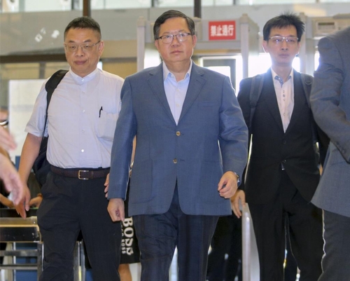 前海基会前董事长、桃园市前市长郑文灿(中)涉贪案持续受到各界关注。中时资料照 前海基会前董事长、桃园市前市长郑文灿(中)涉贪案持续受到各界关注。中时资料照