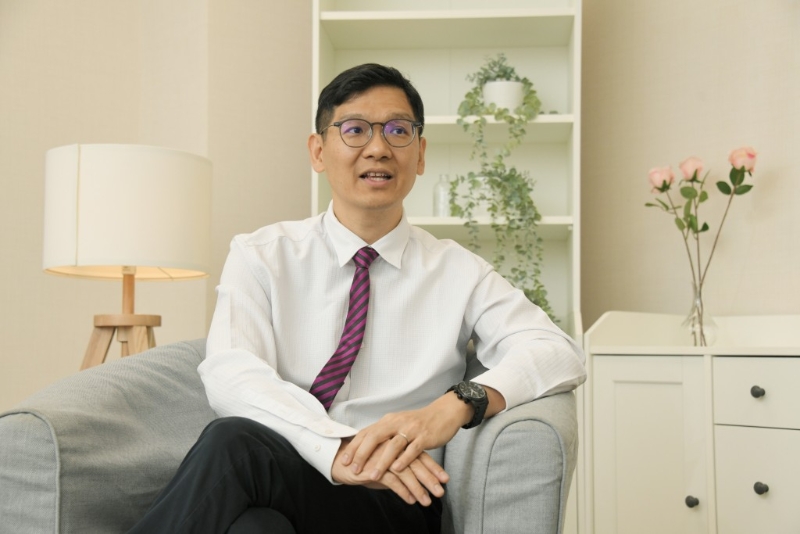 香港辅导教师协会秘书叶伟民 香港辅导教师协会秘书叶伟民