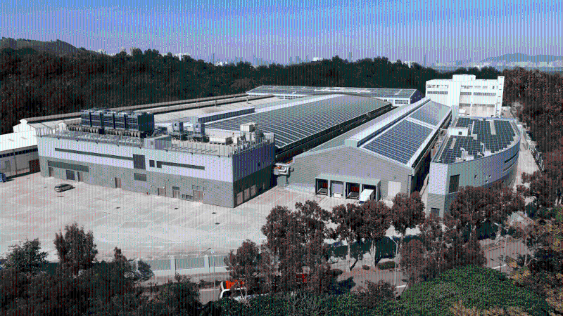 幸福医药提倡关注环境健康,于新建的元朗厂房天台安装了逾4400块太阳能板。