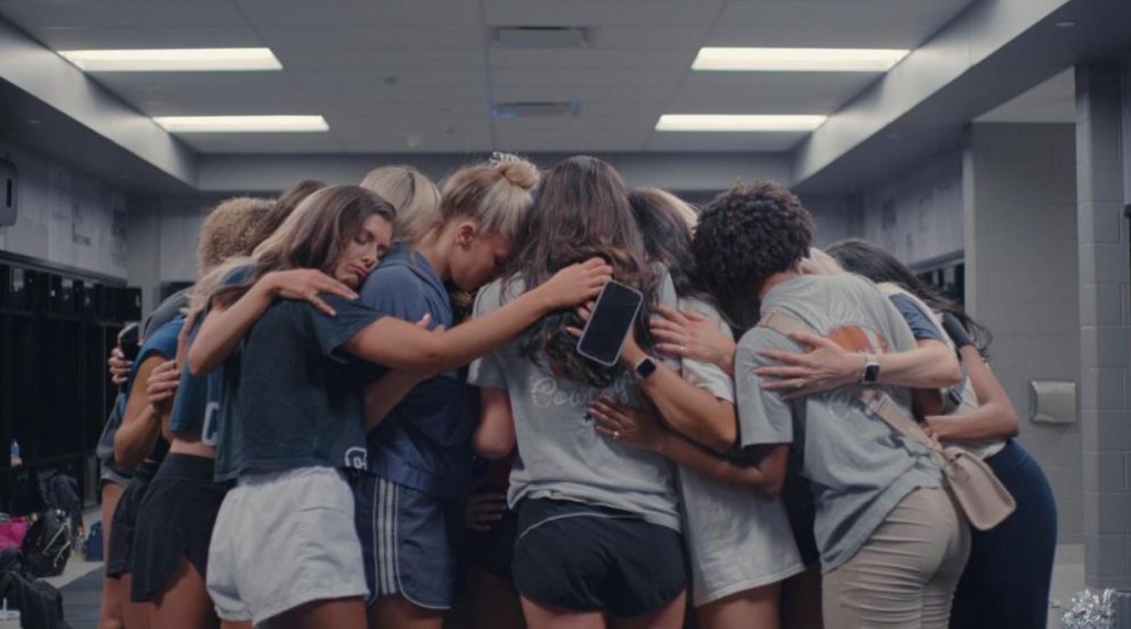 揭示啦啦队队员的甜酸苦辣 揭示啦啦队队员的甜酸苦辣