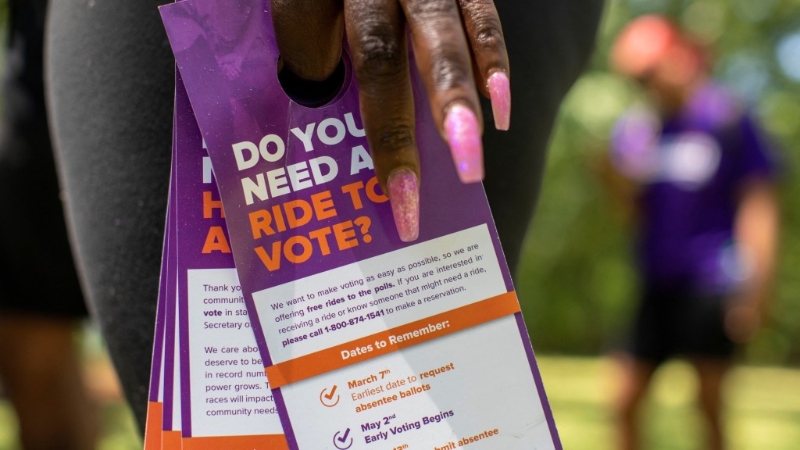 拉票员上门拉票 拉票员上门拉票