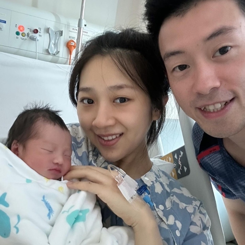 黄镇廷去年荣升做爸爸! 黄镇廷去年荣升做爸爸!