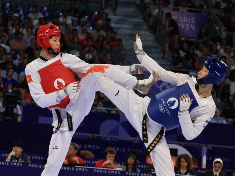 巴黎奥运,卢蔚丰打了3场赛事,最终排名第7。 巴黎奥运,卢蔚丰打了3场赛事,最终排名第7。