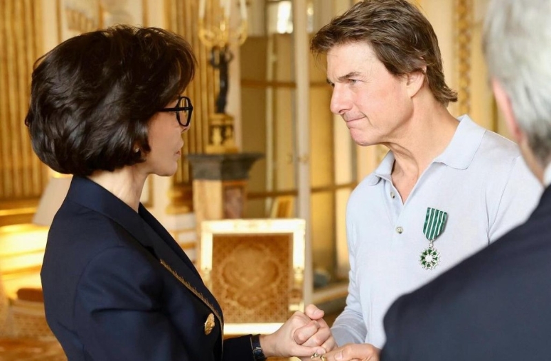 汤告鲁斯获颁法国关誉军团勋章,担任巴黎奥运观礼嘉宾。 汤告鲁斯获颁法国关誉军团勋章,担任巴黎奥运观礼嘉宾。