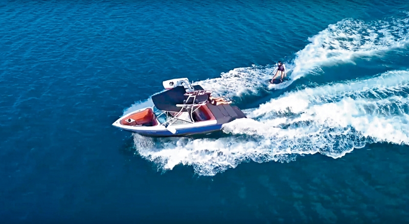 有无绳滑水教练指,今年生意暴跌70%。 有无绳滑水教练指,今年生意暴跌70%。