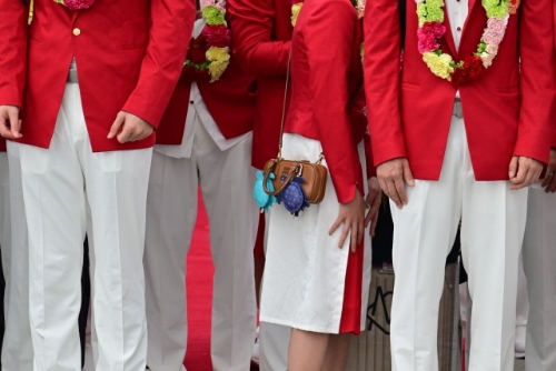 全红婵背包上的两只乌龟吊饰很抢眼。