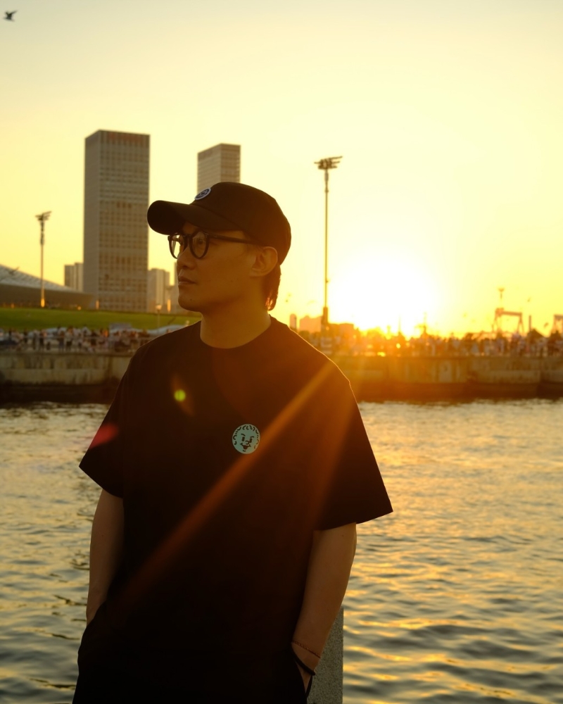 29日陈奕迅忙里偷闲,与太太徐濠萦拍拖看日落。 29日陈奕迅忙里偷闲,与太太徐濠萦拍拖看日落。