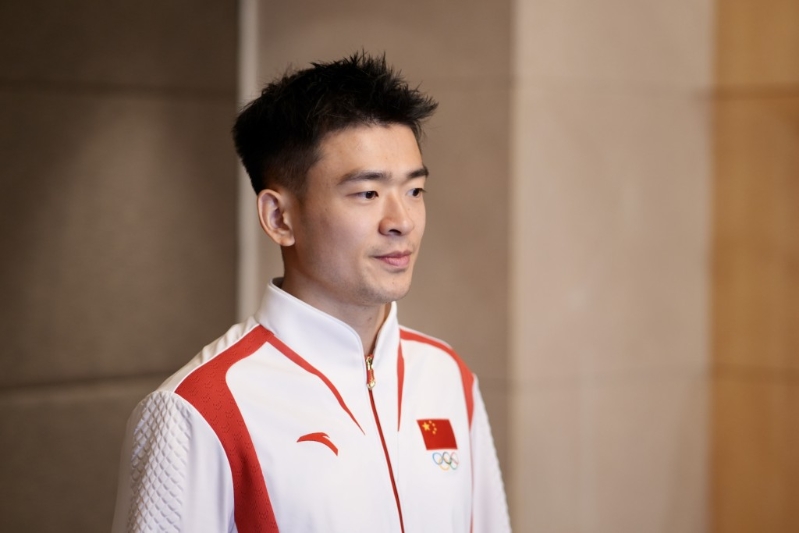 羽毛球混双金牌得主郑思维表示,今天与一些青年队交流时,如看到年青时的自己,感觉他们很有激情和朝气。 羽毛球混双金牌得主郑思维表示,今天与一些青年队交流时,如看到年青时的自己,感觉他们很有激情和朝气。