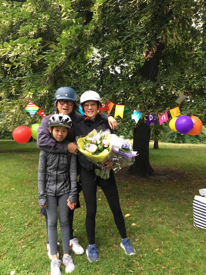 吴君如与导演陈可辛,育有一女陈是知。 吴君如与导演陈可辛,育有一女陈是知。