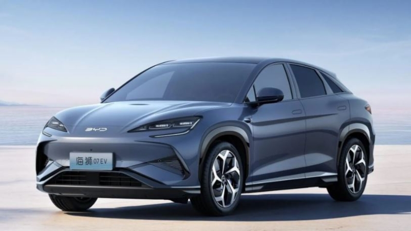 比亚迪BYD Sealion 7即是内地有售的“海狮”电动SUV，不过出口版多了个“7”字，右軚版早前已率先在泰国发表。