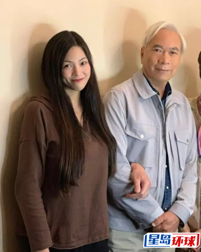 李龙基与王青霞。 李龙基与王青霞。