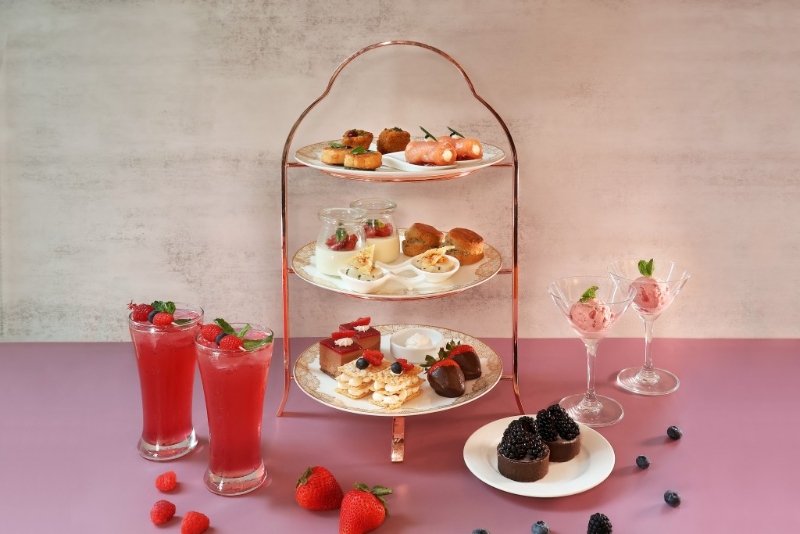 酒店下午茶优惠推介8:北角海逸酒店 The Point 大堂酒吧莓果下午茶(图片来源:KKday) 酒店下午茶优惠推介8:北角海逸酒店 The Point 大堂酒吧莓果下午茶(图片来源:KKday)