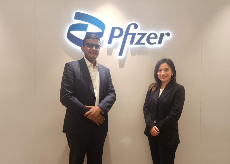 辉瑞香港及澳门区域总经理Krishnamoorthy Sundaresan和医学总监Eugenia Ng 辉瑞香港及澳门区域总经理Krishnamoorthy Sundaresan和医学总监Eugenia Ng