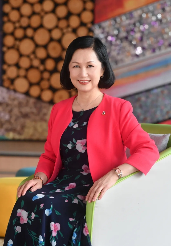 东华学院校长陈慧慈教授将出席首届【香港高等教育博览会】。