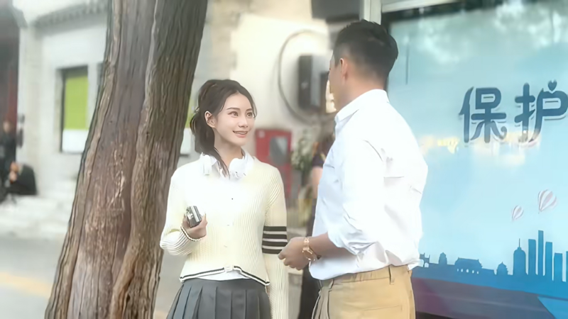 汪小菲与Mandy拍浪漫MV宛如偶像剧。 汪小菲与Mandy拍浪漫MV宛如偶像剧。